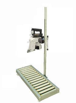 Zaszwarka worków YAO HAN F300A 1-nitkowa na statywie z transporterem rolkowym